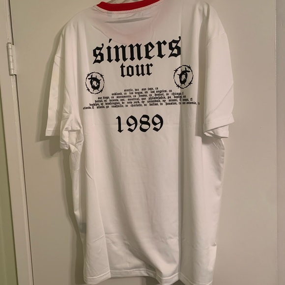 Fashion Nova Mens Sinners Tour short sleeve shirt - Picture 4 of 6